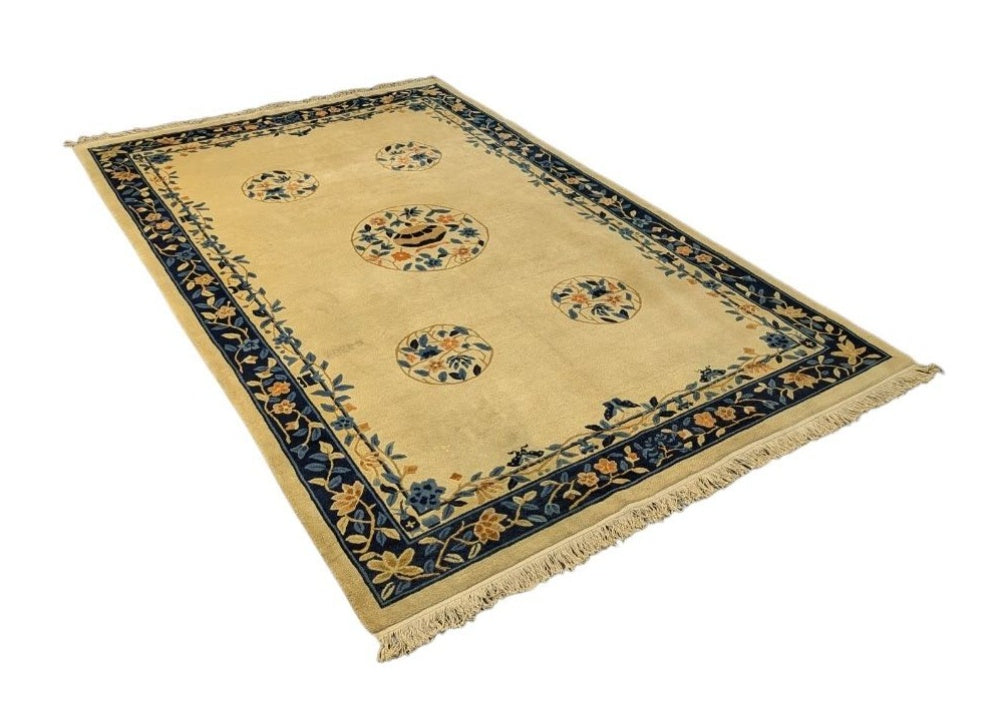 Vintage Beijing Art Deco Rug – 6x9 Feet | Ivory & Blue Floral Medallion Chinese Carpet(SN:3845)