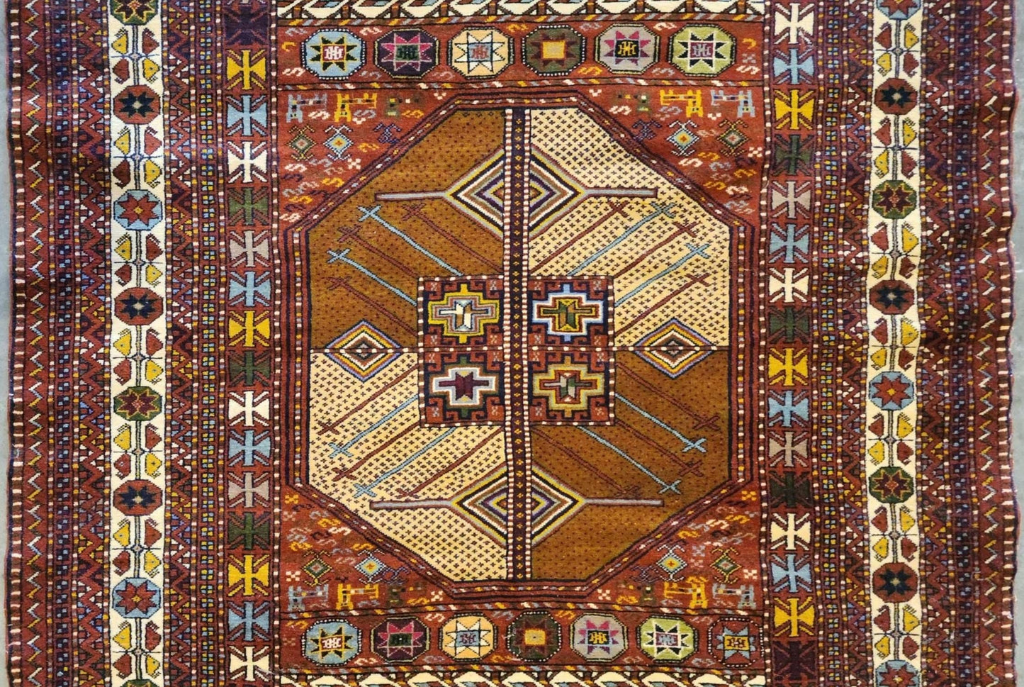 Hand-Knotted Afghan Karghai Rug | 4x6 Feet | Tribal Geometric Medallion(Sn:3175)