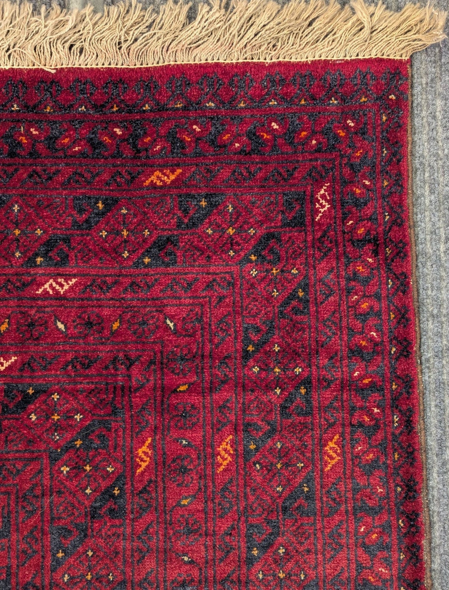 Vintage Turkmen Bokhara Rug – 7x10 ft – Deep Red Tribal Guls(sn:6044)
