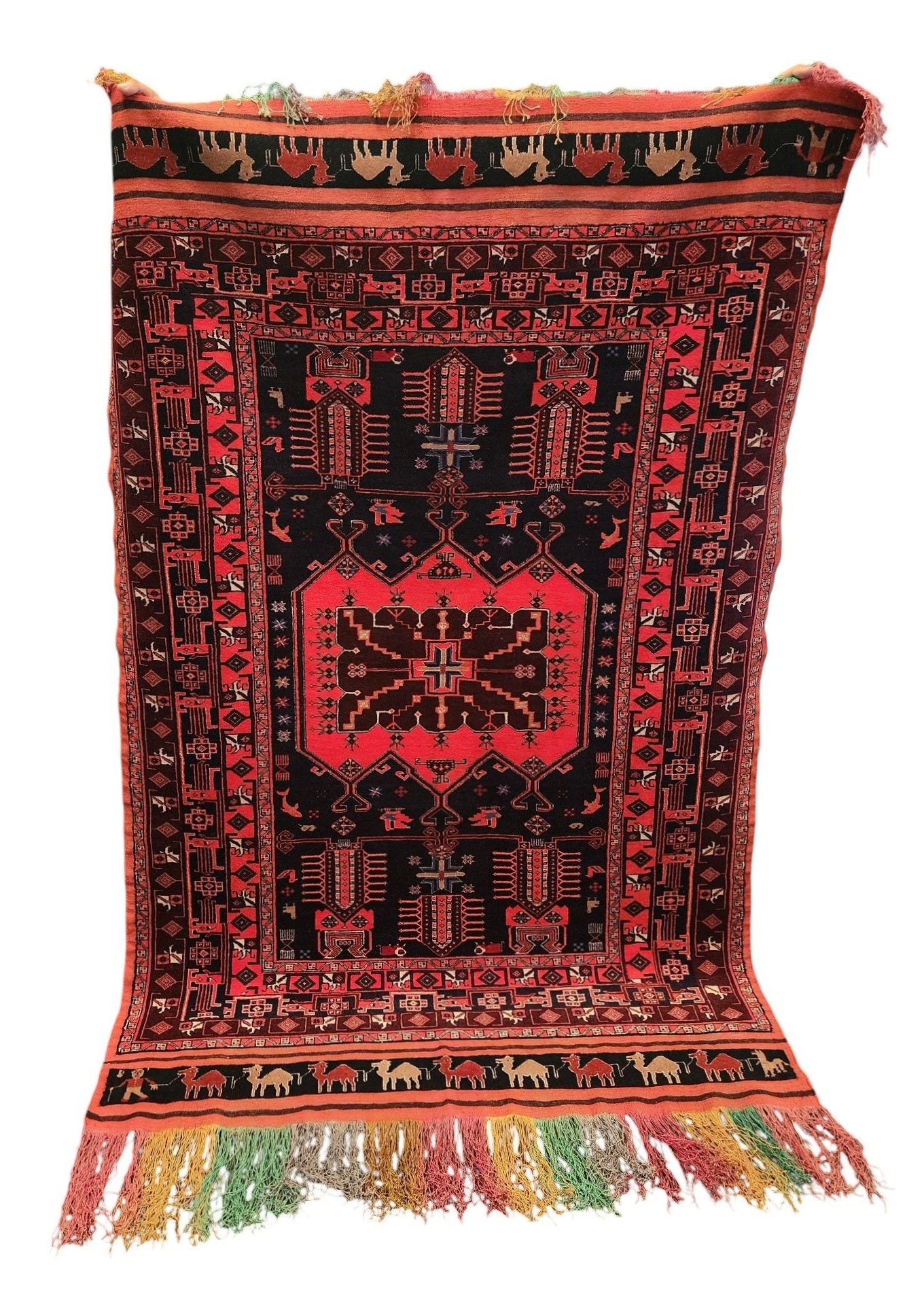 Persian Qashqai Tribal Rug – Hand-Knotted Wool Masterpiece | 4.5 x 7.0 Feet (Sn:3172)