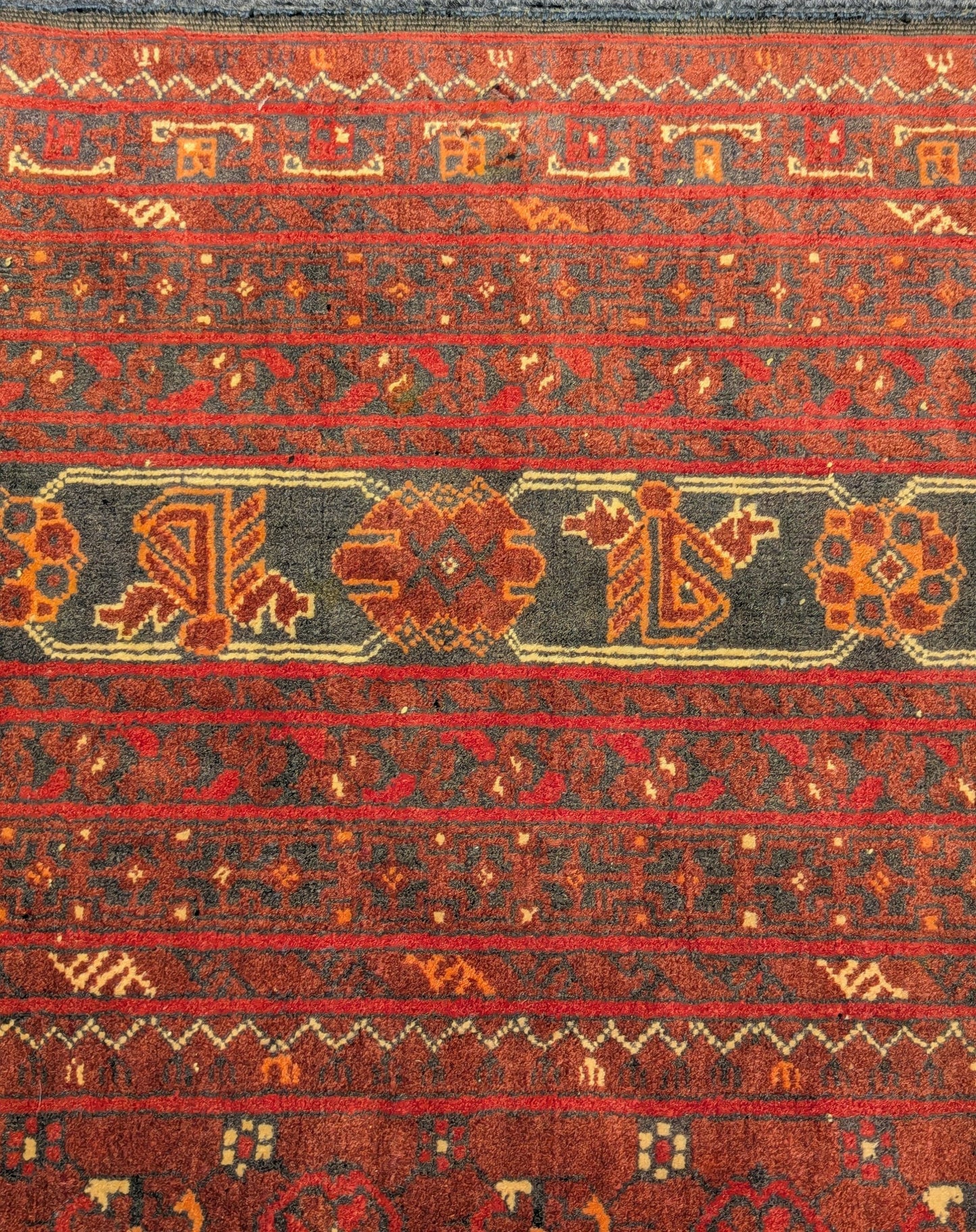 Antique Red Turkmen 7x10 feet (sn:7317)