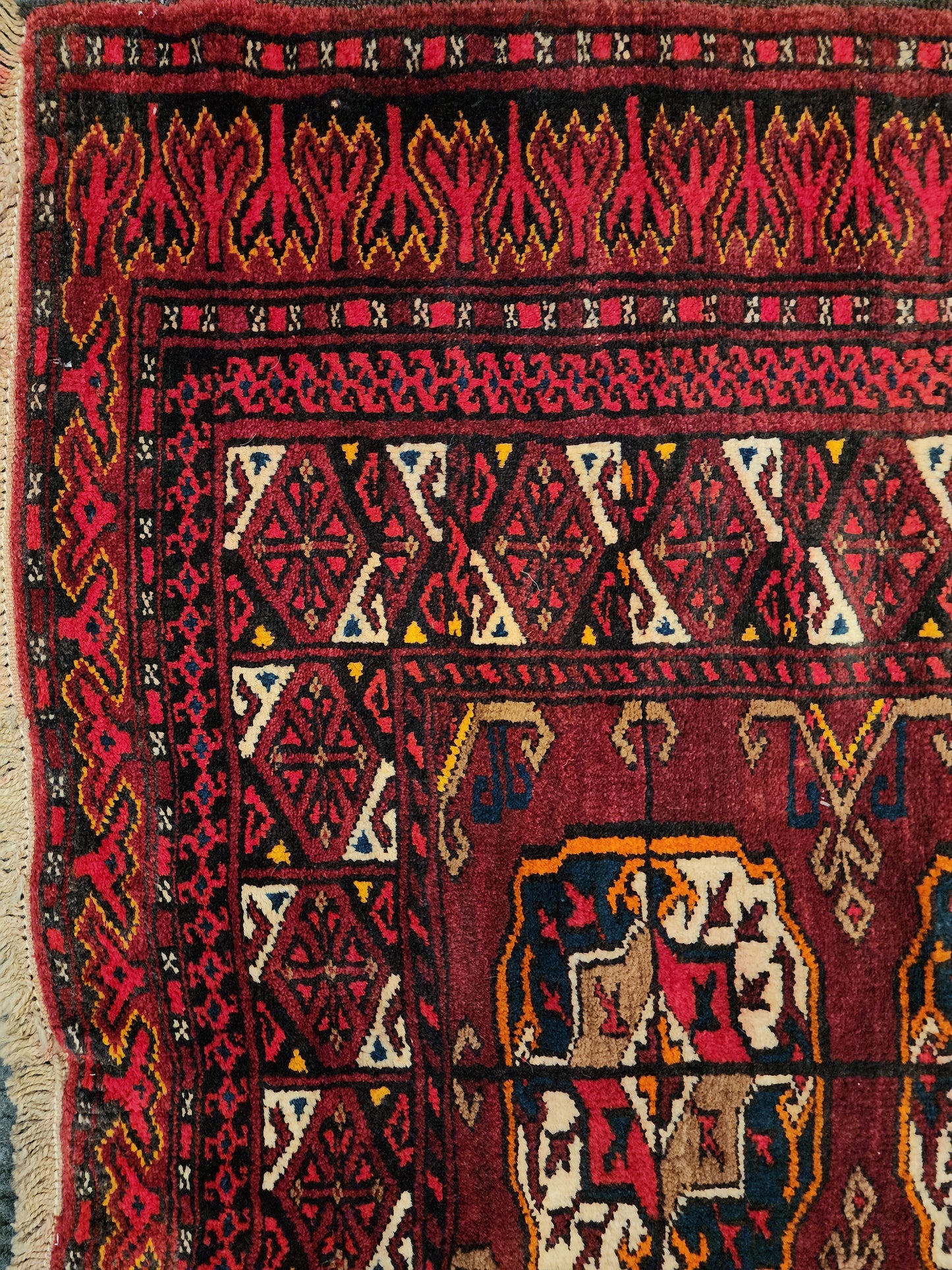 Red Turkmen Bokhara Rug – Hand-Knotted Tribal Wool | 4.0 x 6.0 Feet (Sn:5897)