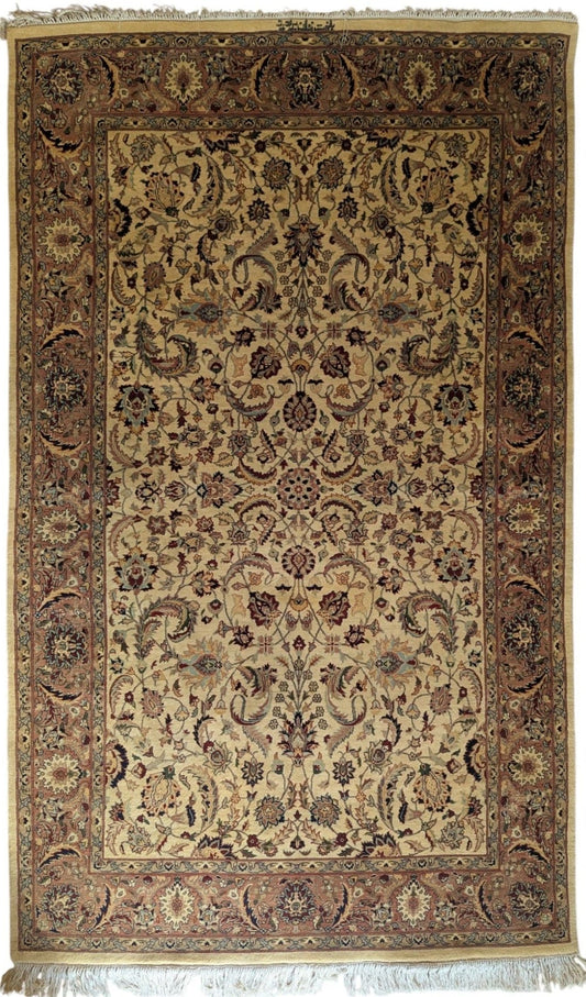 Cream Kashan 4.5X7 Feet (Sn:8176)
