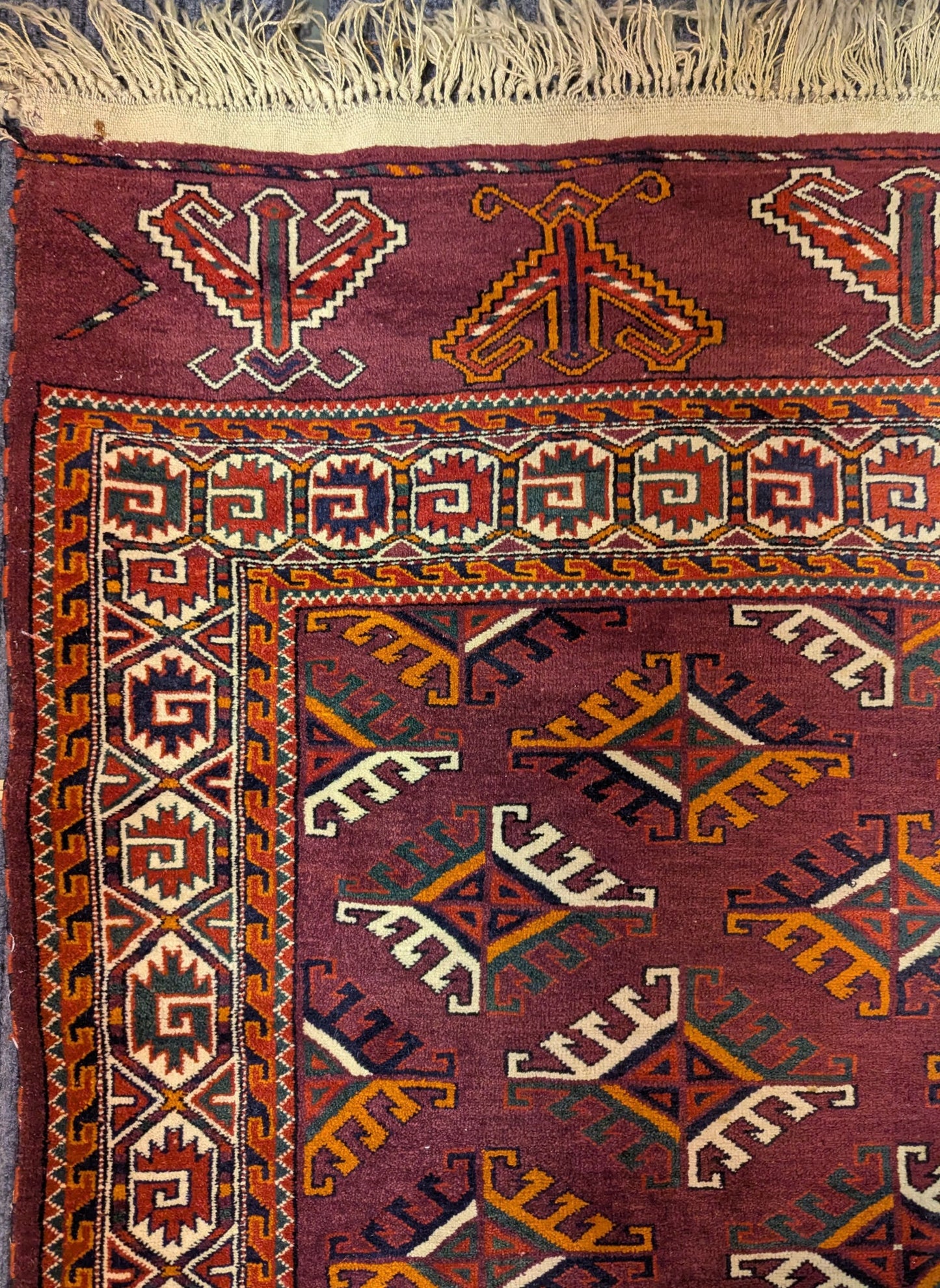 Vintage Yomud Hand-Knotted Rug – 4x6 Feet | Tribal Turkmen Carpet (Sn:4971)