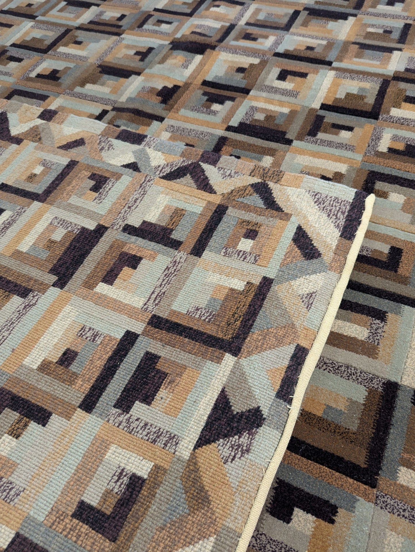 Handmade 6x9 Feet Nepali Wool Rug – Geometric Modern Design in Earth Tones (sn:4622)