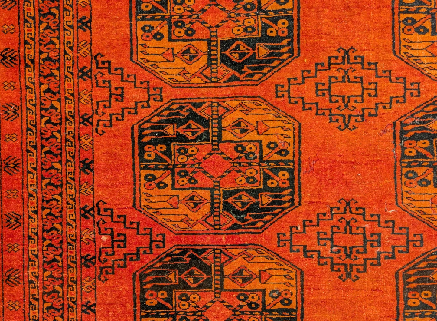 Vintage Turkmen Bokhara Rug – 6x9 Feet Hand-Knotted Wool Carpet (sn:6561)