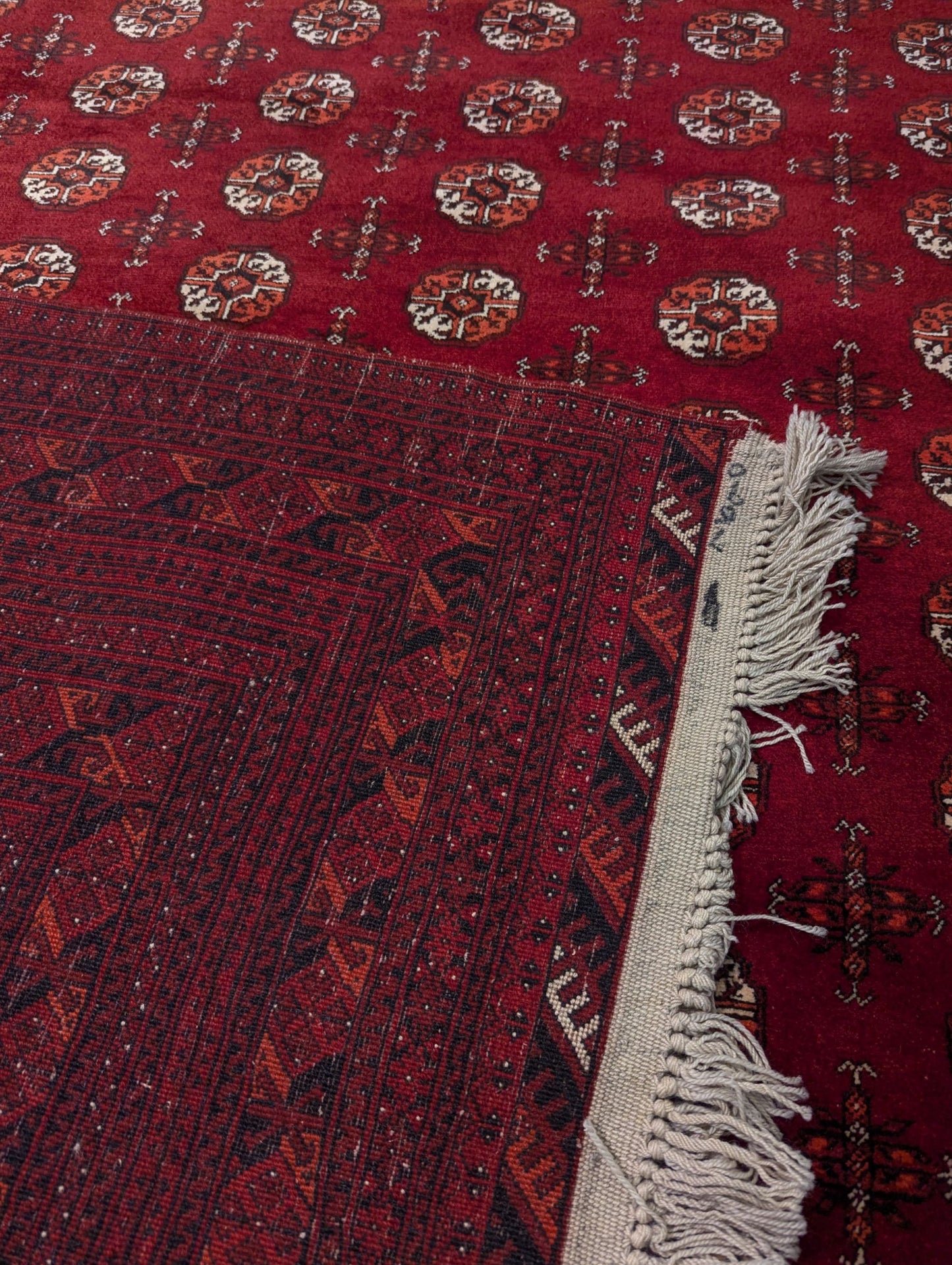 Vintage Red Bokhara Handmade Wool Rug – 7 x 10 Feet (Sn:7690)