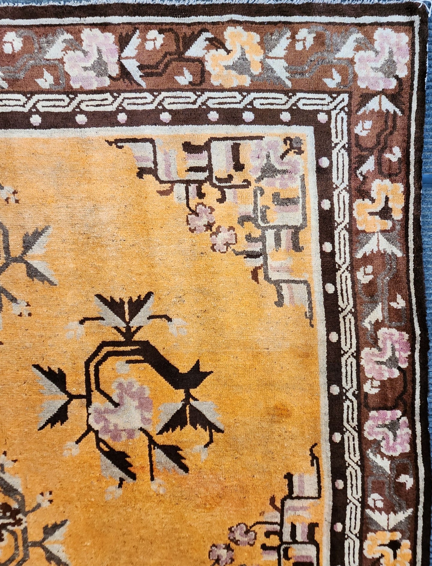 Vintage Beijing Chinese Rug – 5x10 Feet – Golden Yellow & Brown Floral Medallion(SN:MK01)