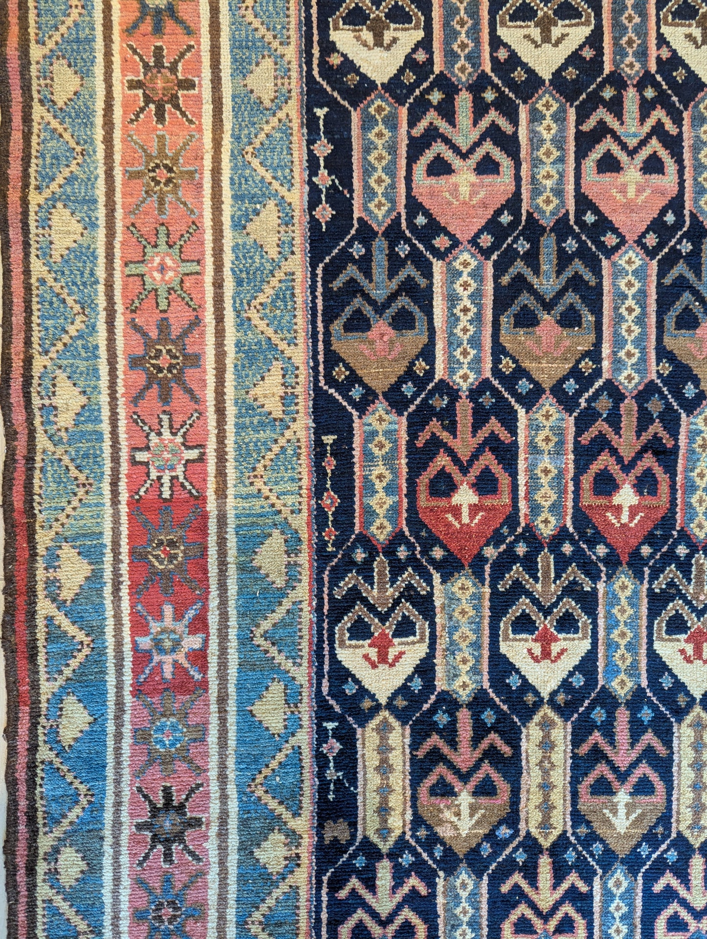 Vintage Hamadan Village Rug – 3x5 Feet – Handwoven Geometric Tribal Design(Sn:8160)