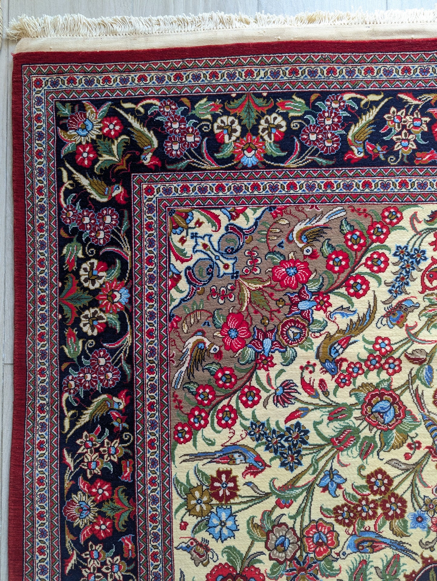 Cream Qum 4.5X7 Feet (Sn:4813)