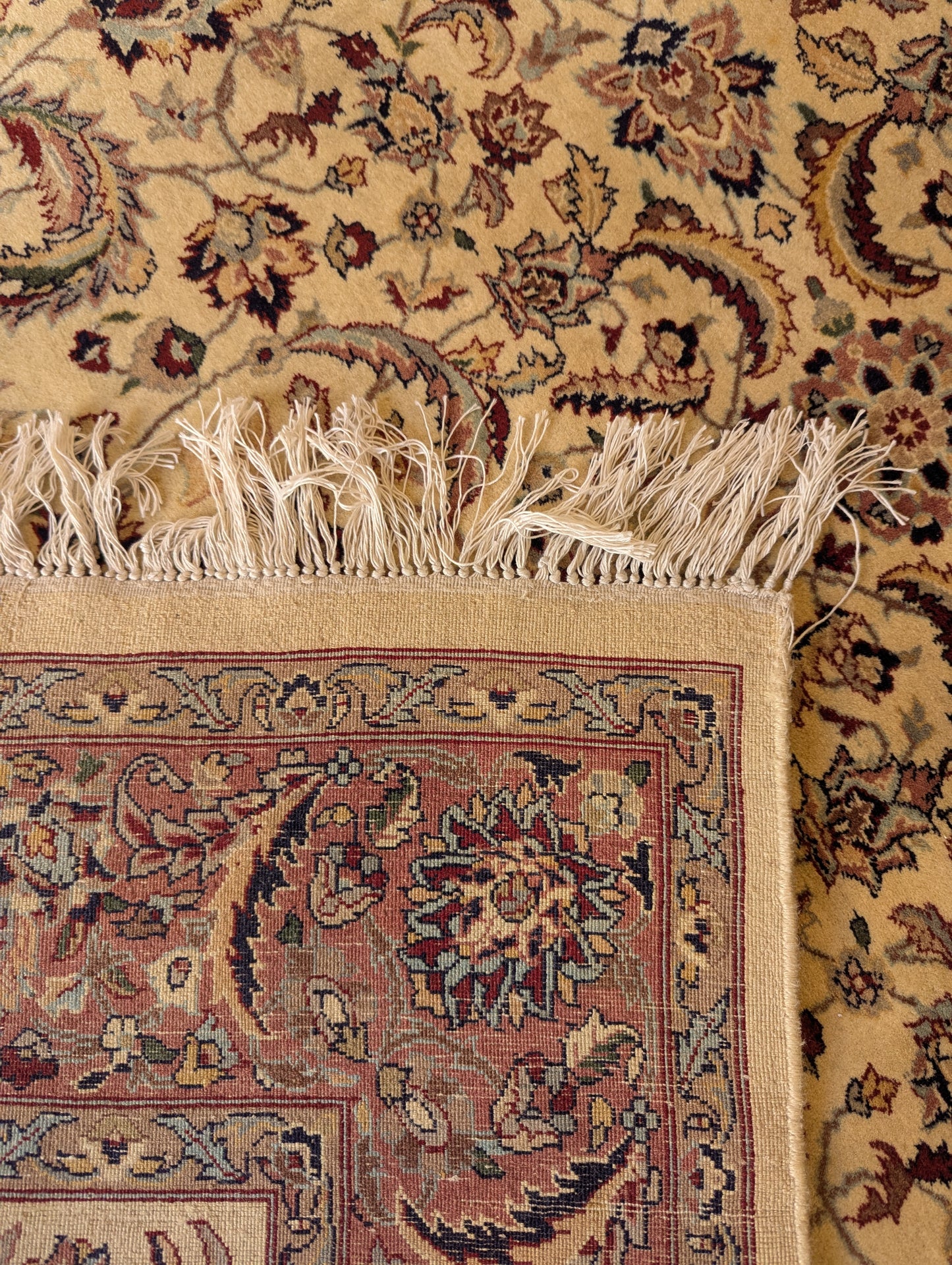 Cream Kashan 4.5X7 Feet (Sn:8176)
