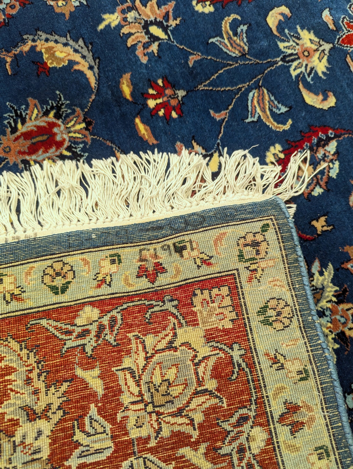 Blue & Red Kashan-Style Handmade Wool Rug – 4.5x7 ft | Floral Medallion Design (Sn:1941)