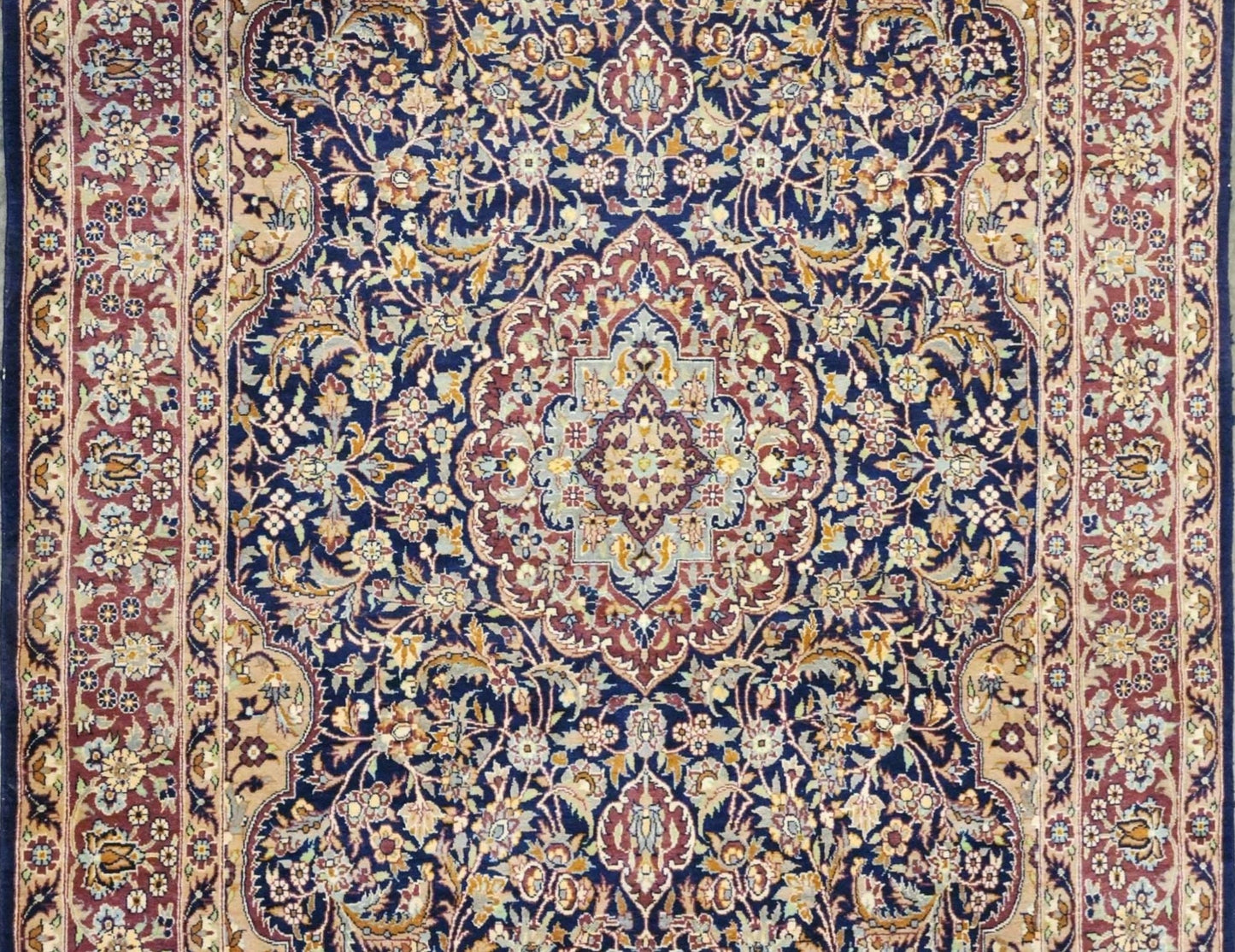 Blue Kashan Handmade Vintage Carpet (4.5 X 7 Feet, Pre-1980)(Sn:c43)