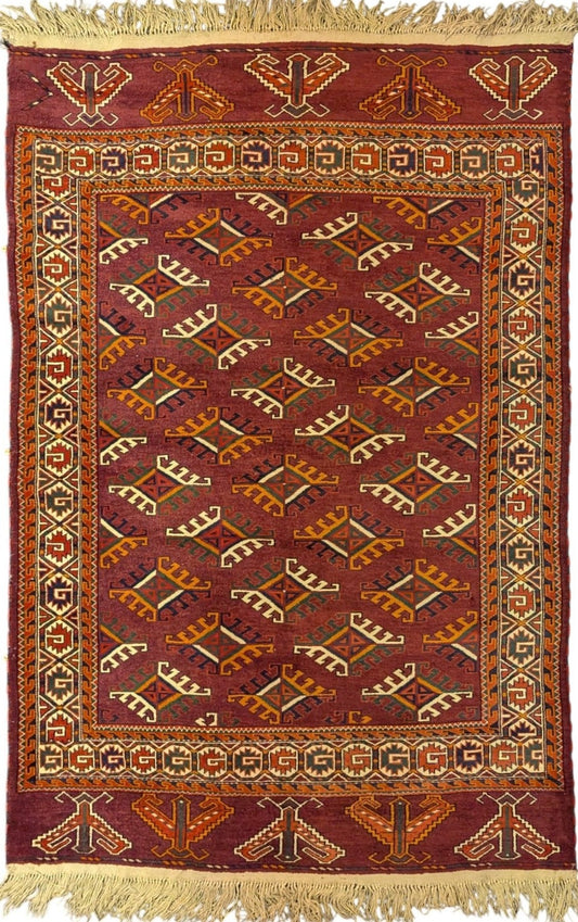 Red Turkmen Yomud 4x6 Feet (Sn:4971)