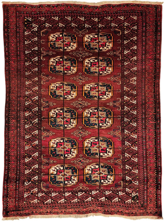 Red Turkmen Bokhara Rug – Hand-Knotted Tribal Wool | 4.0 x 6.0 Feet (Sn:5897)