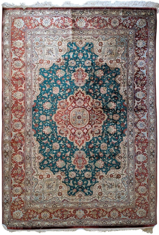 Vintage Green Qom Handmade Persian Rug – 4.5 x 7 Feet | Silk-Wool Blend(Sn:8296)
