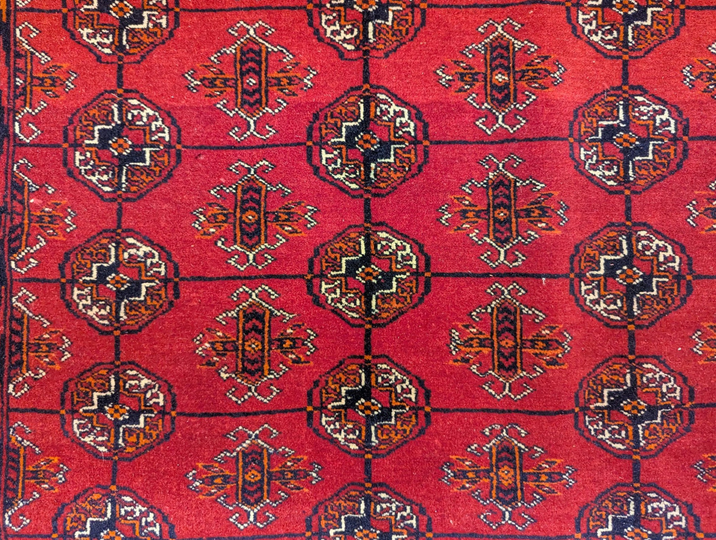 Vintage Red Bokhara Handmade Carpet |4x6.3 Feet (Sn:3825)