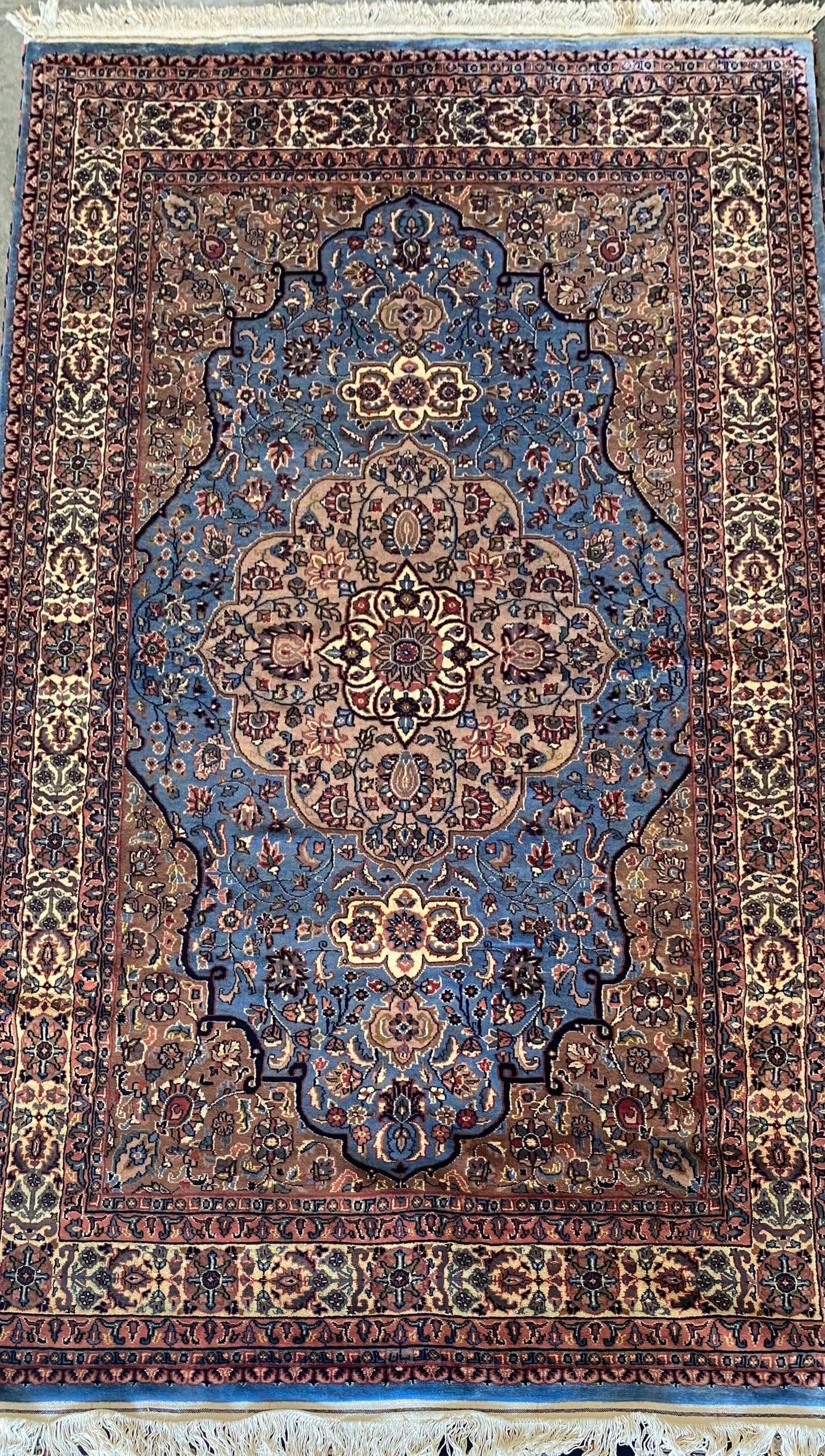 Blue Kashan 5.5 x 8 Feet (SN:7208)