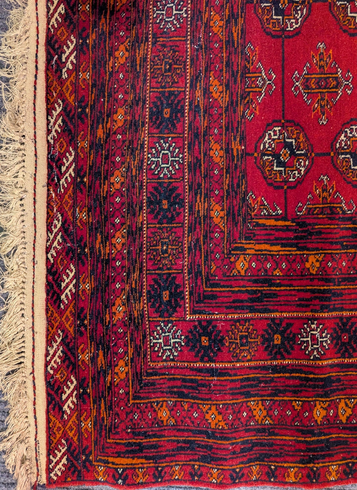 Vintage Red Bokhara Handmade Carpet |4x6.3 Feet (Sn:3825)