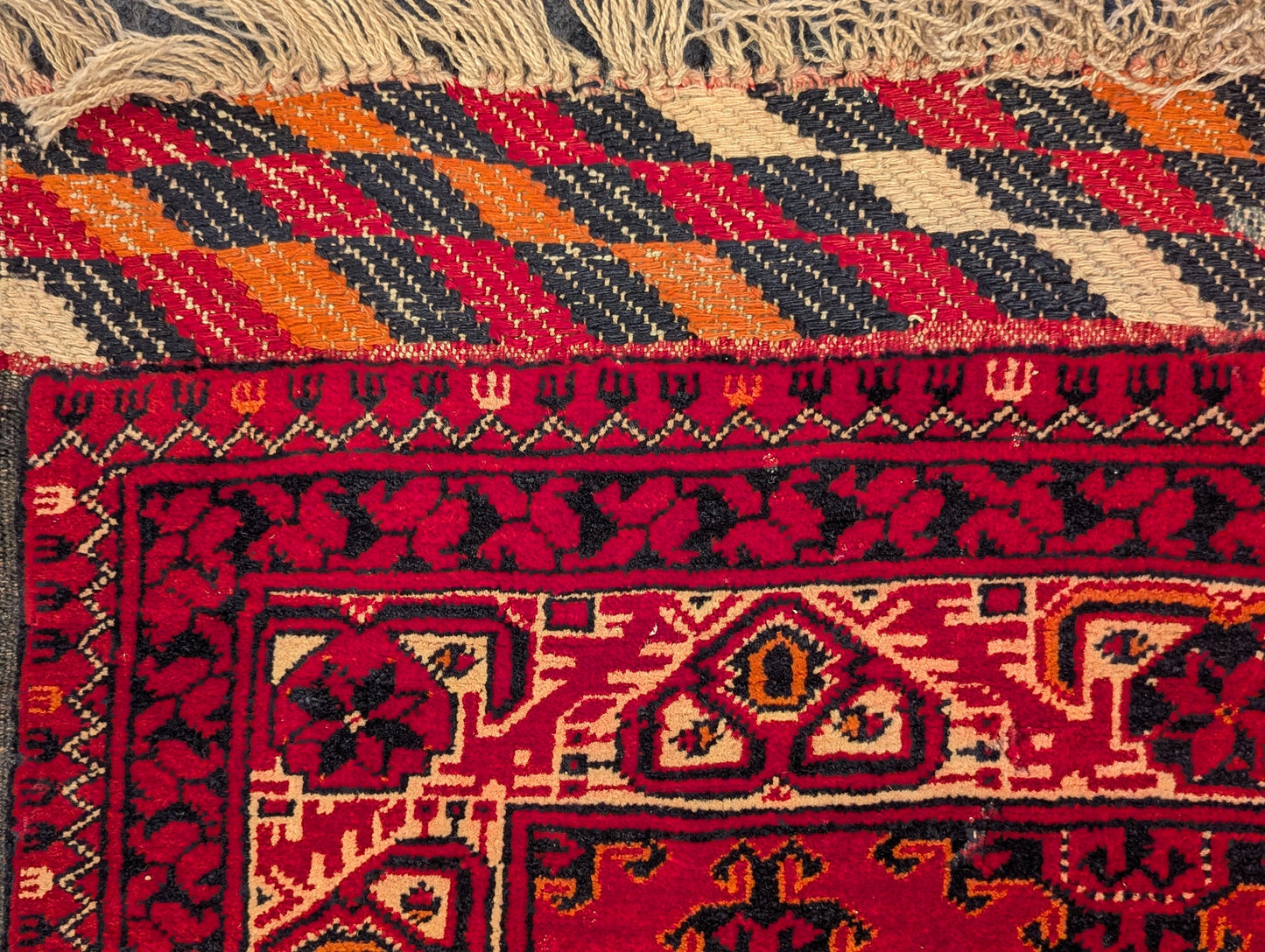 Hand-Knotted Bokhara Rug – Red Tekke Gul Design | 7x10 Feet (Sn:7523)