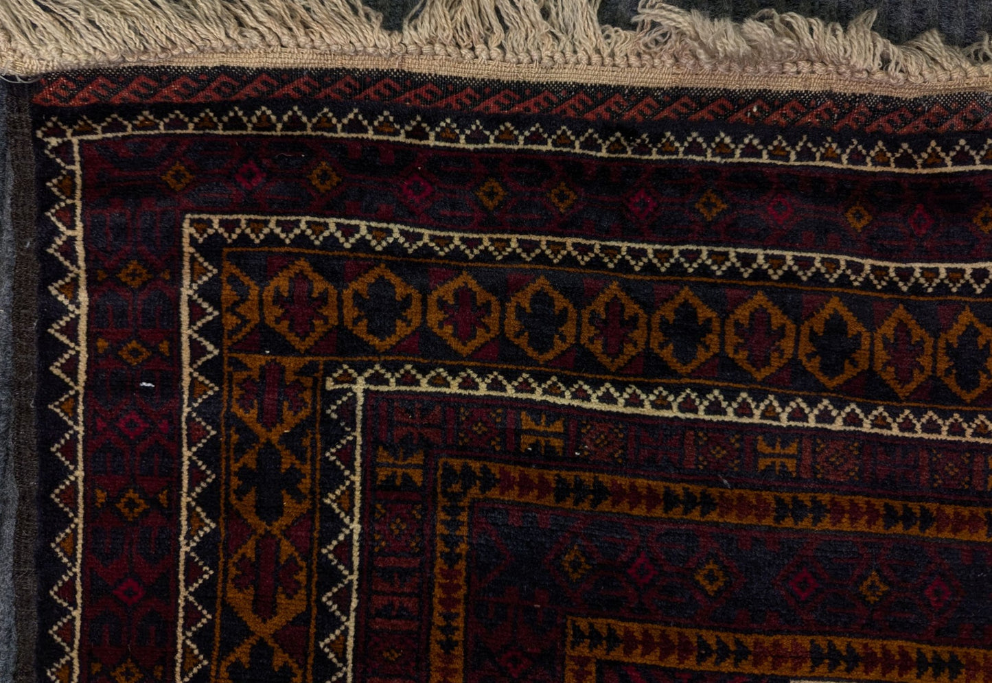 Brown Baluch Tribal Rug – 4x7 Feet – Hand-Knotted Wool, Octagon & Diamond Medallion Design(Sn:3579)