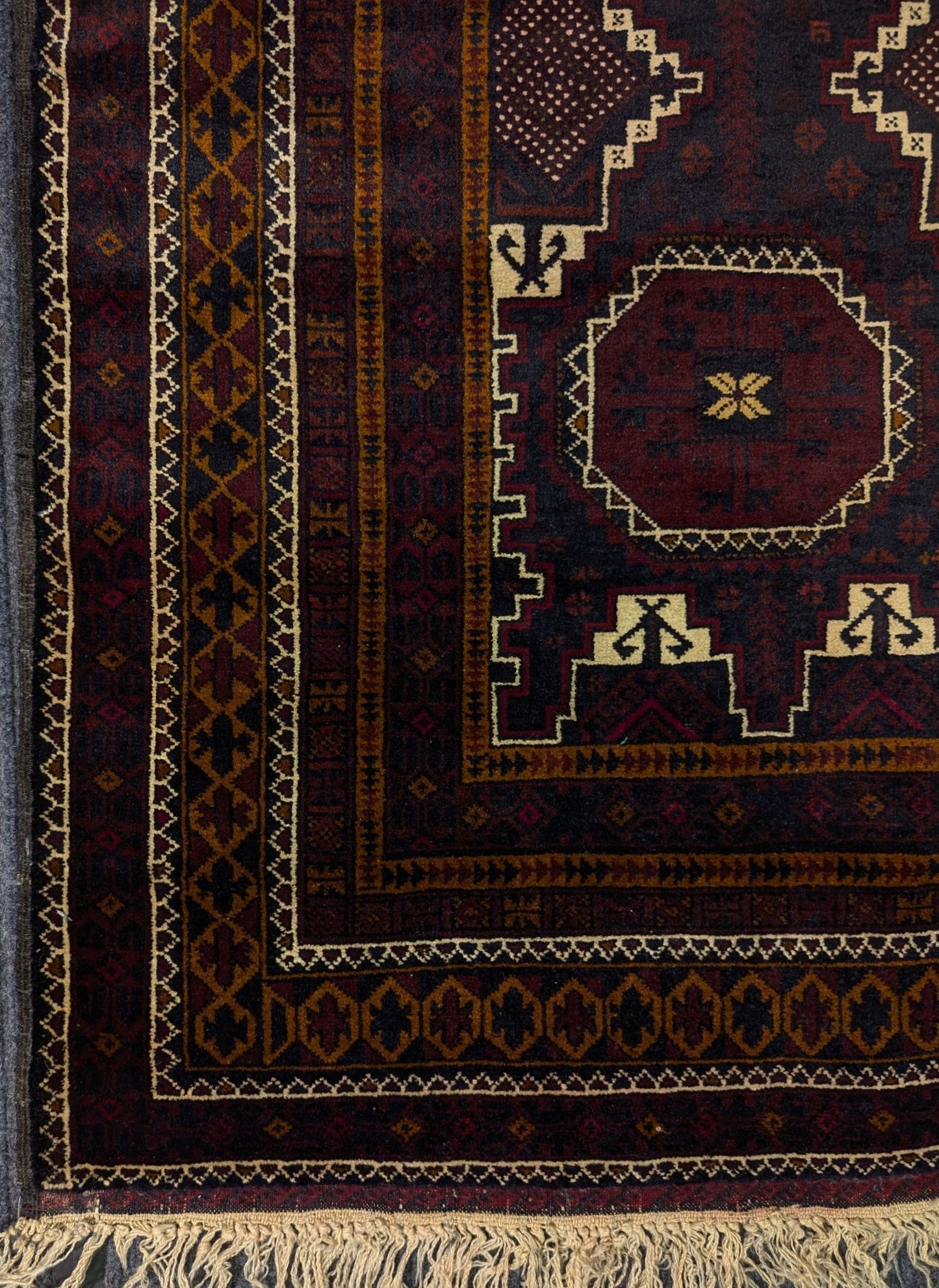 Brown Baluch Tribal Rug – 4x7 Feet – Hand-Knotted Wool, Octagon & Diamond Medallion Design(Sn:3579)