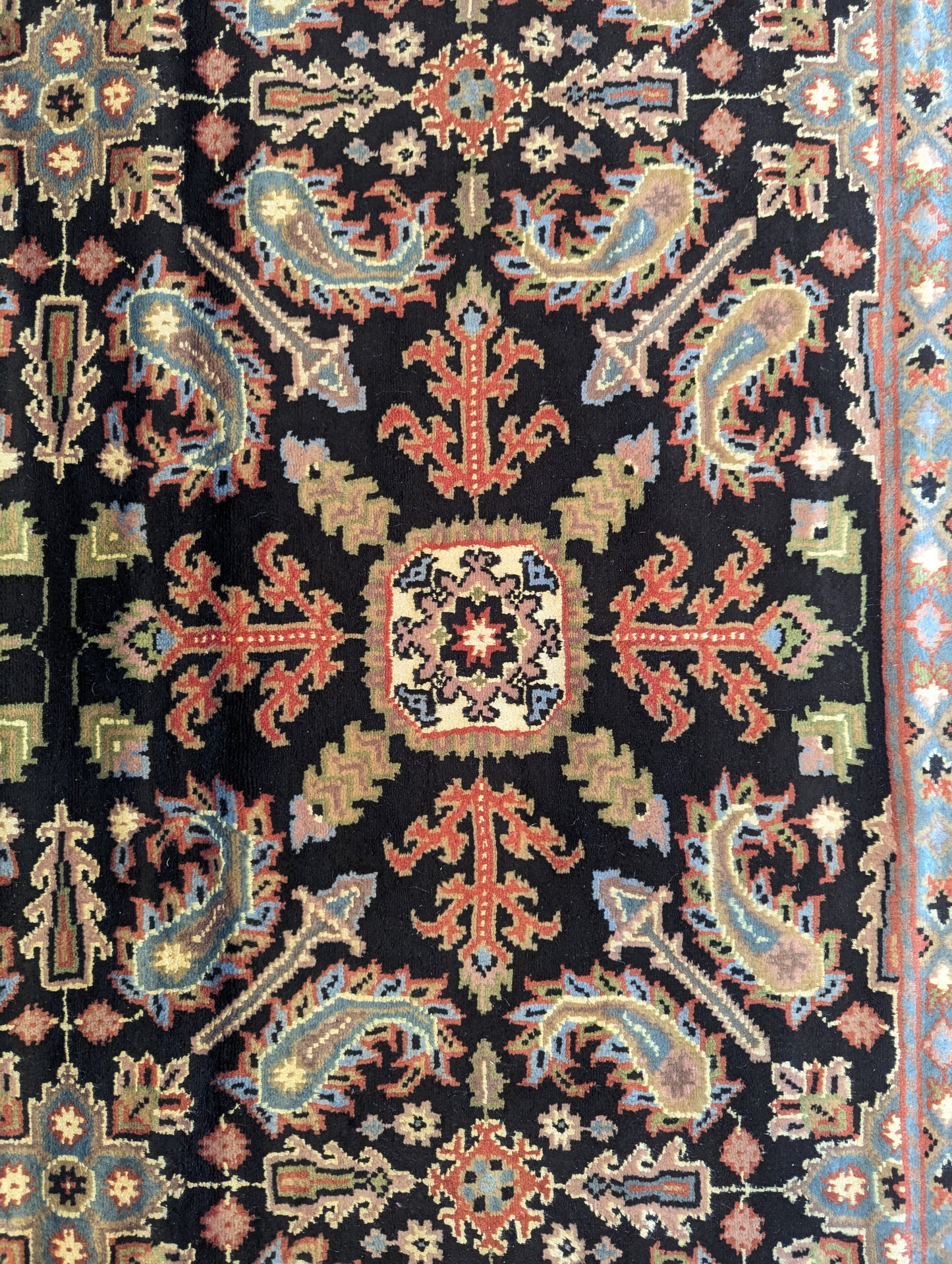 Handmade Persian Nain Rug – 4.5x6 ft | Floral Medallion | Wool & Silk (Sn:6691)