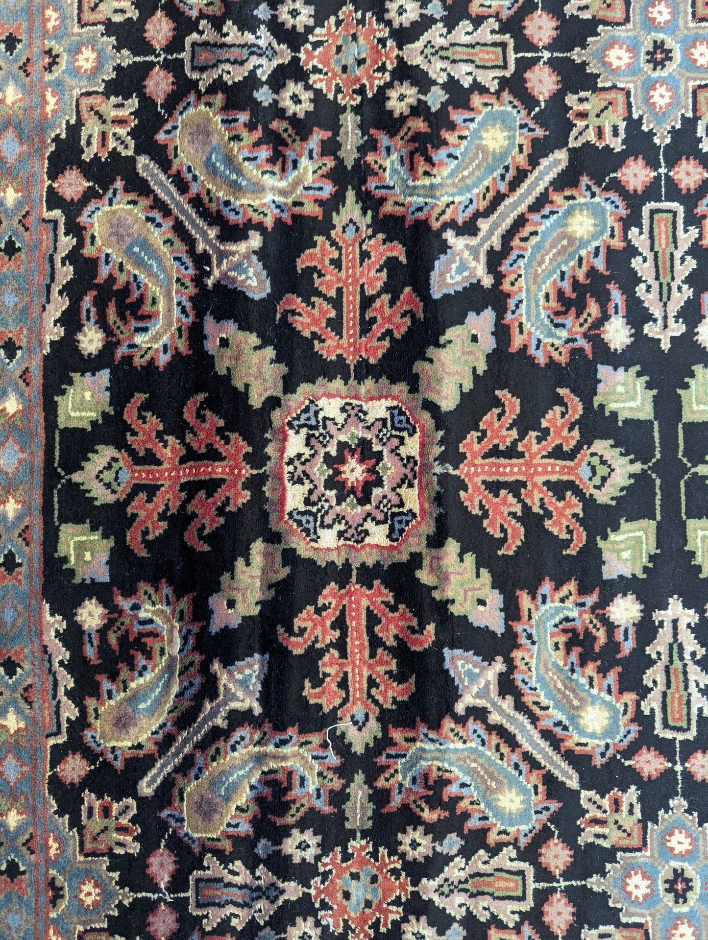 Handmade Persian Nain Rug – 4.5x6 ft | Floral Medallion | Wool & Silk (Sn:6691)