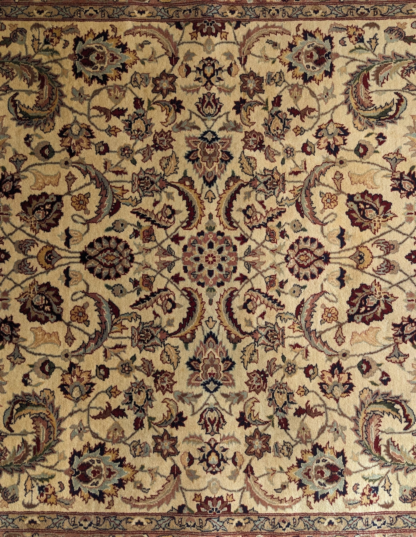 Cream Kashan 4.5X7 Feet (Sn:8176)