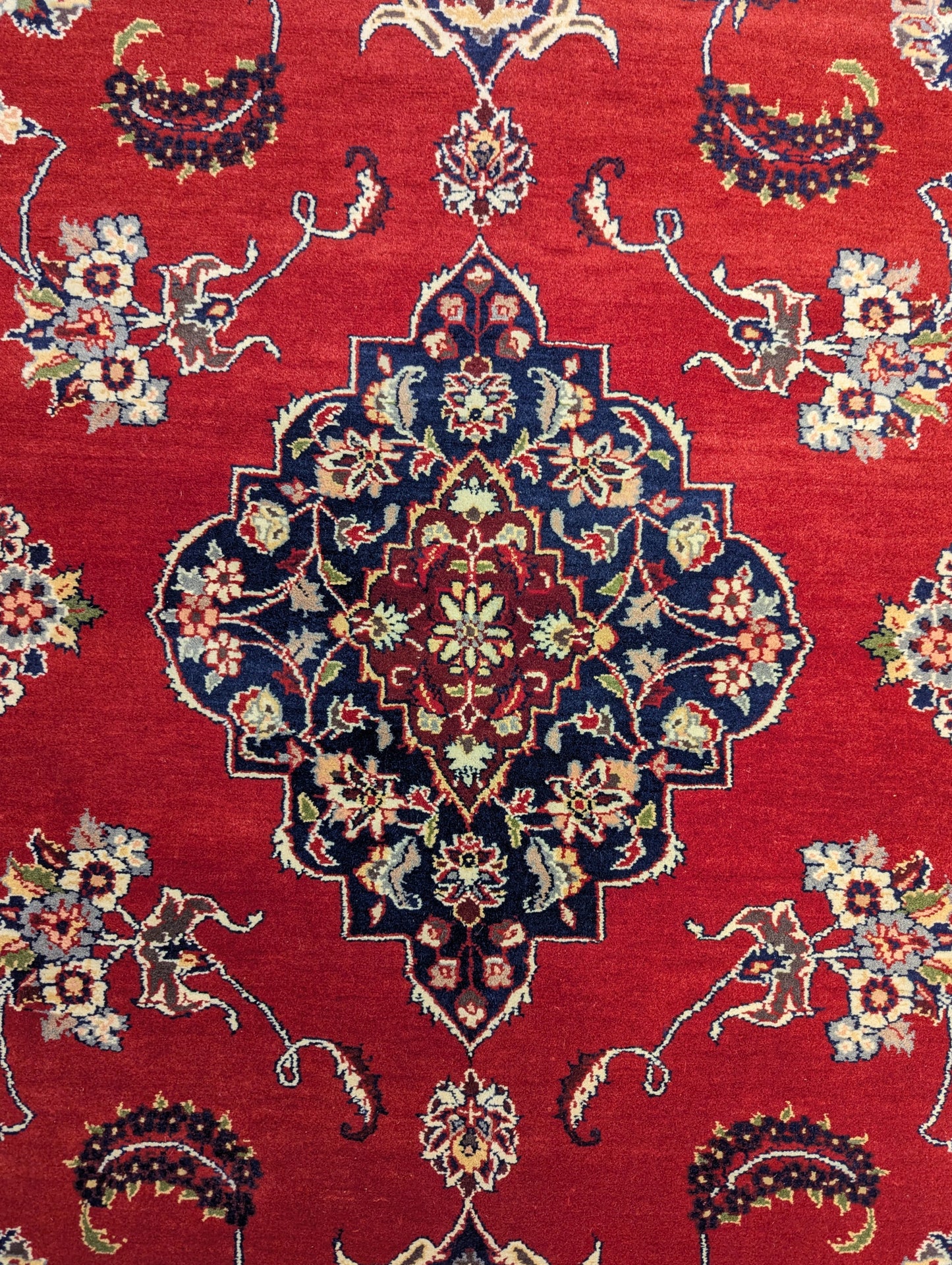 Red Kashan-Style Handmade Wool Rug – 4.5x7 ft | Floral Medallion Design(Sn:1351)