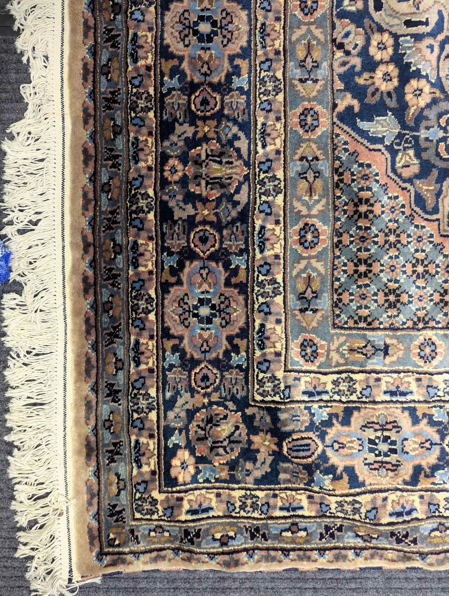 Vintage Pakistani Kashan-Style Handmade Wool Rug – 6x9 Feet | 45+ Years Old(sn:7211)