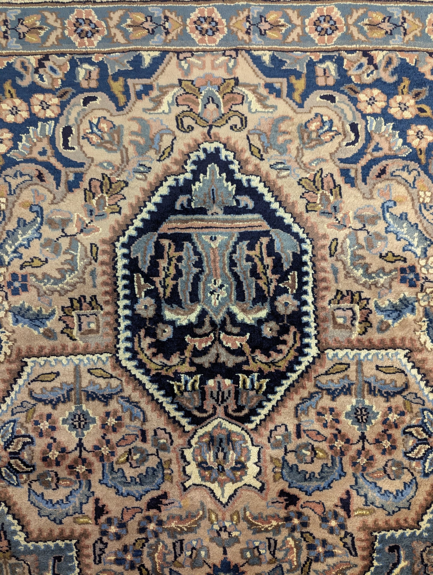 Vintage Pakistani Kashan-Style Handmade Wool Rug – 6x9 Feet | 45+ Years Old(sn:7211)