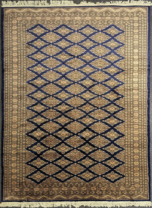 Vintage Pakistani Sarough-Style Wool Rug – 5.5x8 ft | Hand-Knotted, 45+ Years Old(sn:6485)
