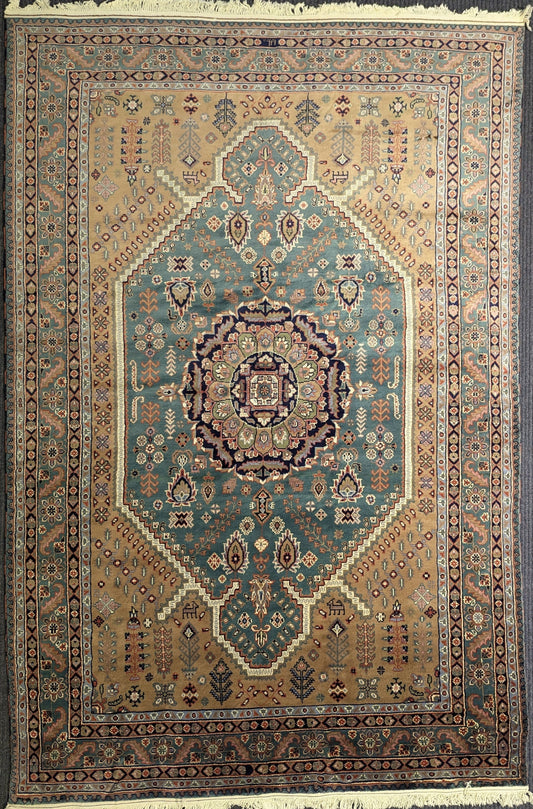 Vintage Pakistani Kashan-Style Handmade Wool Rug – 6x9 Feet | 45+ Years Old (sn:6708)